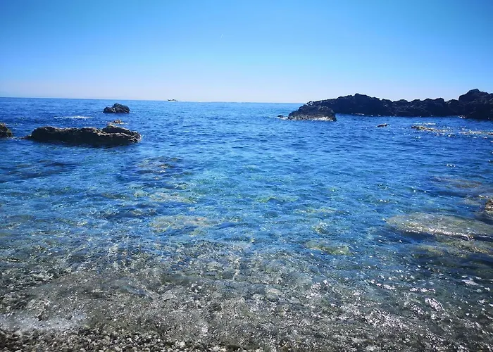 度假居 Blue Eyes *